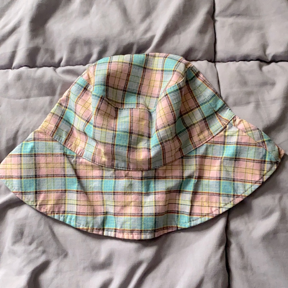Bucket hat<33 blue and pink:D